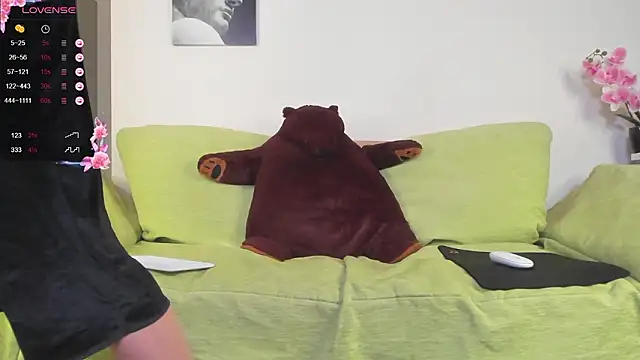 PoisonEvelyn online show from 02/10/26, 10:19