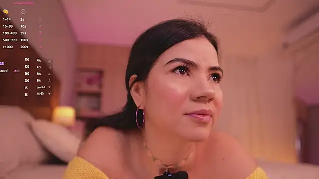 tatikiss  online show from 11/29/25, 11:57