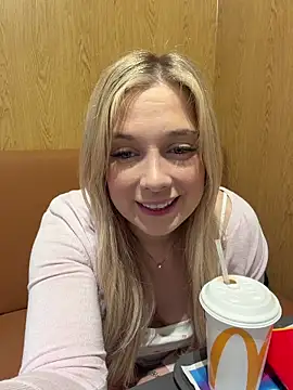 CherryAuroraa online show from 02/16/26, 01:18