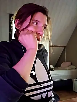 Lina lou4 online show from 01/19/25, 03:42