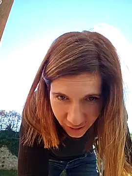 Lina lou4 online show from 02/04/25, 11:49