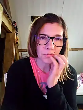 Lina lou4 online show from 02/10/25, 10:09