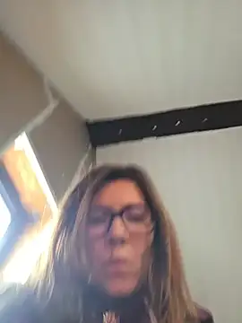 Snapshot of Lina_lou4 chatting on 01/08/26, 12:40 Lina lou4 online show from 01/08/26, 12:40