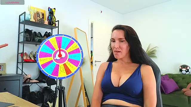EvaKeks online show from 07/05/26, 05:42