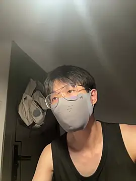 Snapshot of Elvis_Tao chatting on 07/22/26, 06:16 Elvis Tao online show from 07/22/26, 06:16