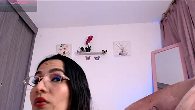 Annaross2 online show from 02/28/25, 01:36