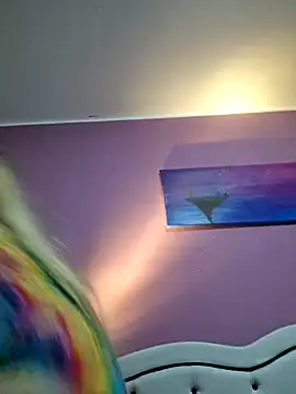 VictoriaMiami online show from 01/11/25, 11:02