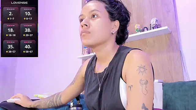 Snapshot of -camila-cooper-_ chatting on 11/23/25, 09:36 -camila-cooper- online show from 11/23/25, 09:36