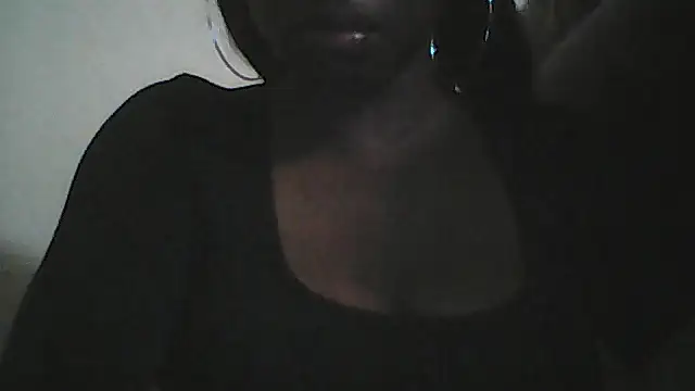 Snapshot of TinyBlazian901 chatting on 03/20/25, 03:02 TinyBlazian901 online show from 03/20/25, 03:02