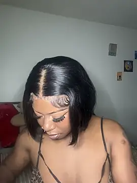 Snapshot of TinyBlazian901 chatting on 02/17/26, 05:15 TinyBlazian901 online show from 02/17/26, 05:15