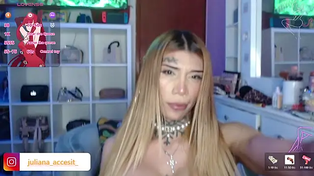 Snapshot of caroline_cossei chatting on 01/13/26, 07:24 caroline cossei online show from 01/13/26, 07:24