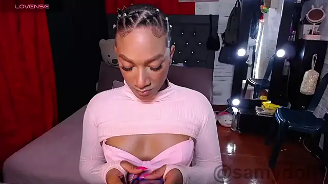 Snapshot of samy_doll chatting on 10/30/25, 12:45 samy doll online show from 10/30/25, 12:45