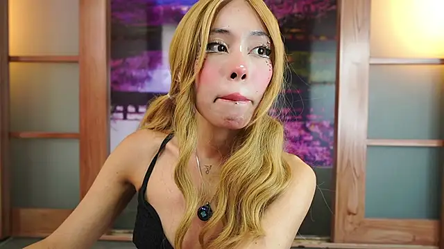 Snapshot of miss__maria chatting on 10/06/25, 06:05 miss maria online show from 10/06/25, 06:05