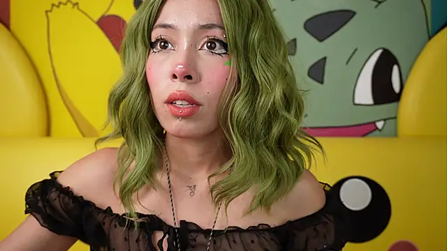 Snapshot of miss__maria chatting on 11/13/25, 06:07 miss maria online show from 11/13/25, 06:07