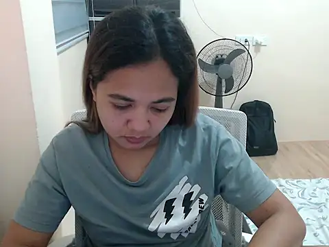 Snapshot of xTheLastVIRGINx chatting on 01/18/26, 03:27 xTheLastVIRGINx online show from 01/18/26, 03:27