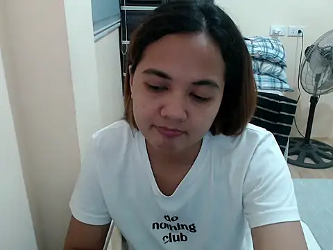 Snapshot of xTheLastVIRGINx chatting on 02/11/26, 02:00 xTheLastVIRGINx online show from 02/11/26, 02:00