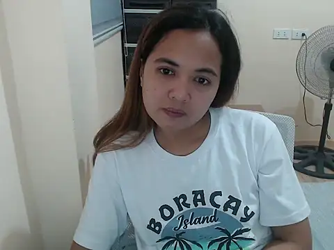 Snapshot of xTheLastVIRGINx chatting on 02/17/26, 01:29 xTheLastVIRGINx online show from 02/17/26, 01:29