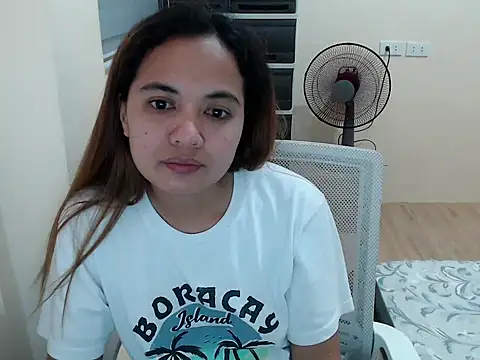 Snapshot of xTheLastVIRGINx chatting on 03/05/26, 03:30 xTheLastVIRGINx online show from 03/05/26, 03:30