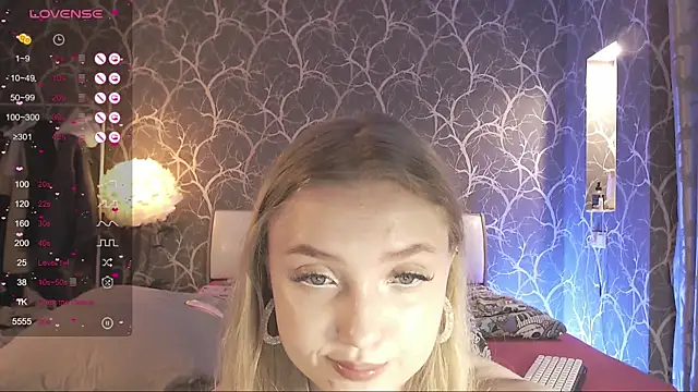 Snapshot of MiaMiaMeow chatting on 11/22/25, 02:38 MiaMiaMeow online show from 11/22/25, 02:38