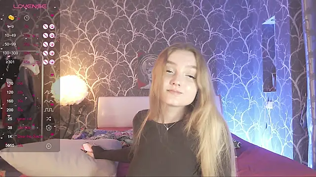 MiaMiaMeow online show from 03/08/26, 04:11