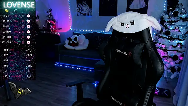 RachelQueen  online show from 01/01/25, 07:53