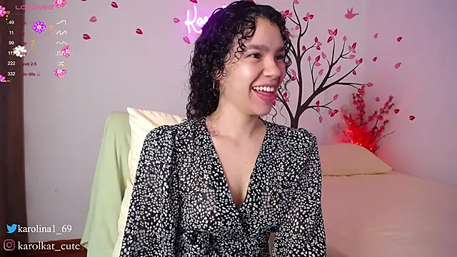 Snapshot of Karolina_1 chatting on 02/17/25, 01:53 Karolina 1 online show from 02/17/25, 01:53