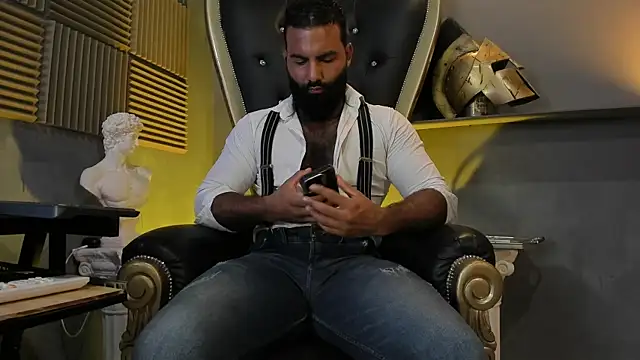 BeardAndrew online show from 11/18/25, 05:23