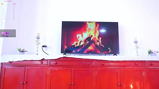 lara giraldo online show from 09/28/25, 05:29