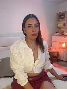 Freyja soh online show from 02/11/25, 01:20