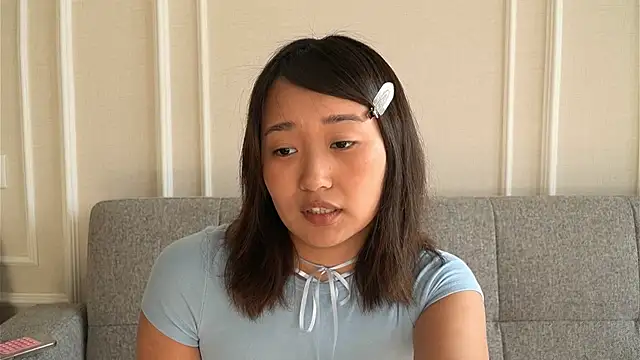 Snapshot of julias_tapes chatting on 11/22/25, 10:36 julias tapes online show from 11/22/25, 10:36