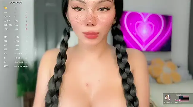 Snapshot of sassy_olivia chatting on 02/28/25, 05:15 sassy olivia online show from 02/28/25, 05:15