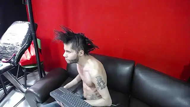 Snapshot of Master_rudeboy chatting on 04/14/26, 02:23 Master rudeboy online show from 04/14/26, 02:23