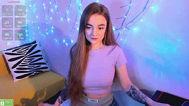 xwiuiwx online show from 02/05/25, 11:06