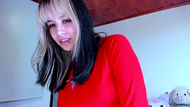 Akane-Mou online show from 12/04/24, 07:17