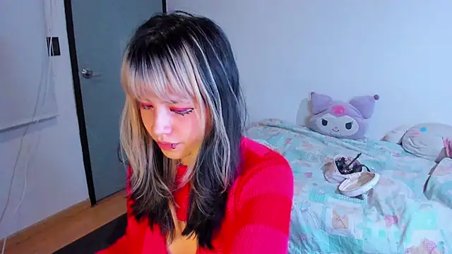 Akane-Mou online show from 12/16/24, 06:53