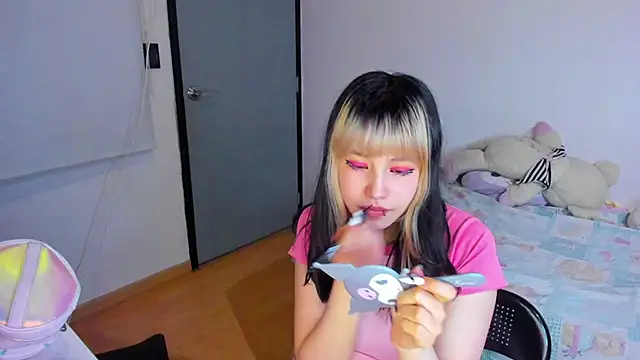 Akane-Mou online show from 12/17/24, 03:50