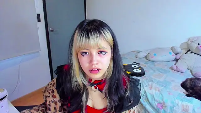 Akane-Mou online show from 12/29/24, 09:52