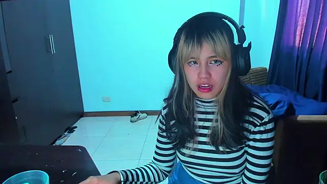 Akane-Mou online show from 01/19/25, 02:38