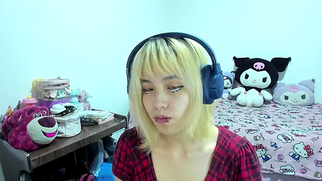 Akane-Mou online show from 09/12/25, 06:13