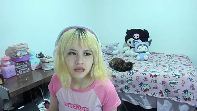 Akane-Mou online show from 09/18/25, 06:37