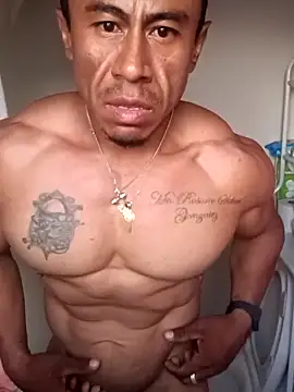 Snapshot of ivandignity chatting on 09/10/25, 12:10 ivandignity online show from 09/10/25, 12:10