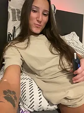 Snapshot of spottyyy chatting on 01/07/26, 07:16 spottyyy online show from 01/07/26, 07:16