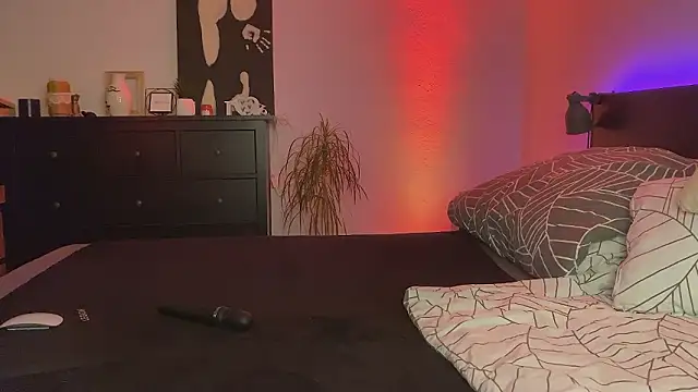 Snapshot of spottyyy chatting on 03/02/26, 07:10 spottyyy online show from 03/02/26, 07:10