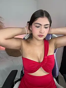 Snapshot of sofia_henaok chatting on 12/04/25, 07:33 sofia henaok online show from 12/04/25, 07:33