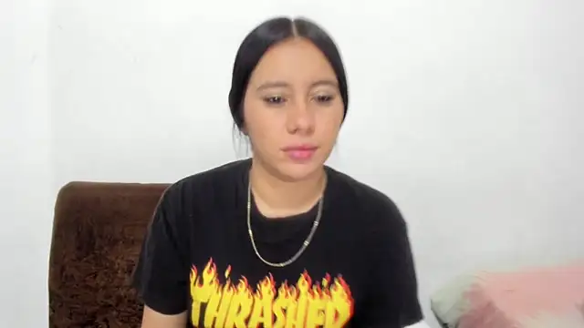 Snapshot of majo_rose chatting on 02/16/25, 01:58 majo rose online show from 02/16/25, 01:58