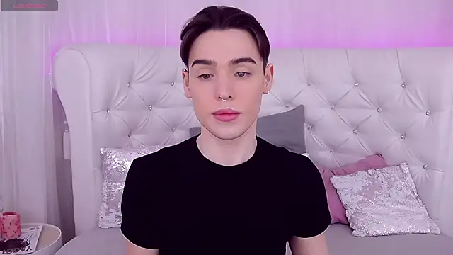 RobbyCharming online show from 03/14/25, 07:23