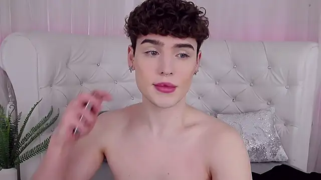 RobbyCharming online show from 02/06/26, 04:28