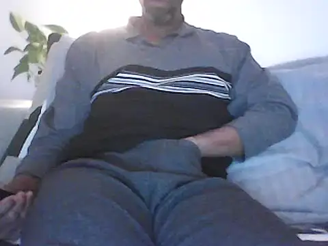 Malcomvs97 online show from 12/19/24, 09:49