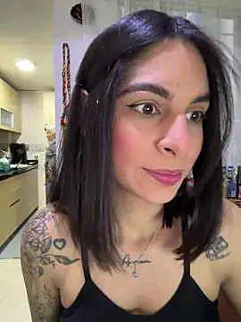 Snapshot of charlotte_stevenss_ chatting on 02/01/25, 02:13 charlotte stevenss online show from 02/01/25, 02:13