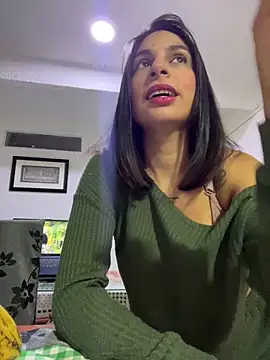 Snapshot of charlotte_stevenss_ chatting on 03/17/25, 02:23 charlotte stevenss online show from 03/17/25, 02:23